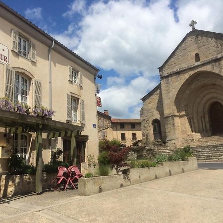 Auberge Du Ripailleur Dore-l'Eglise ภายนอก รูปภาพ