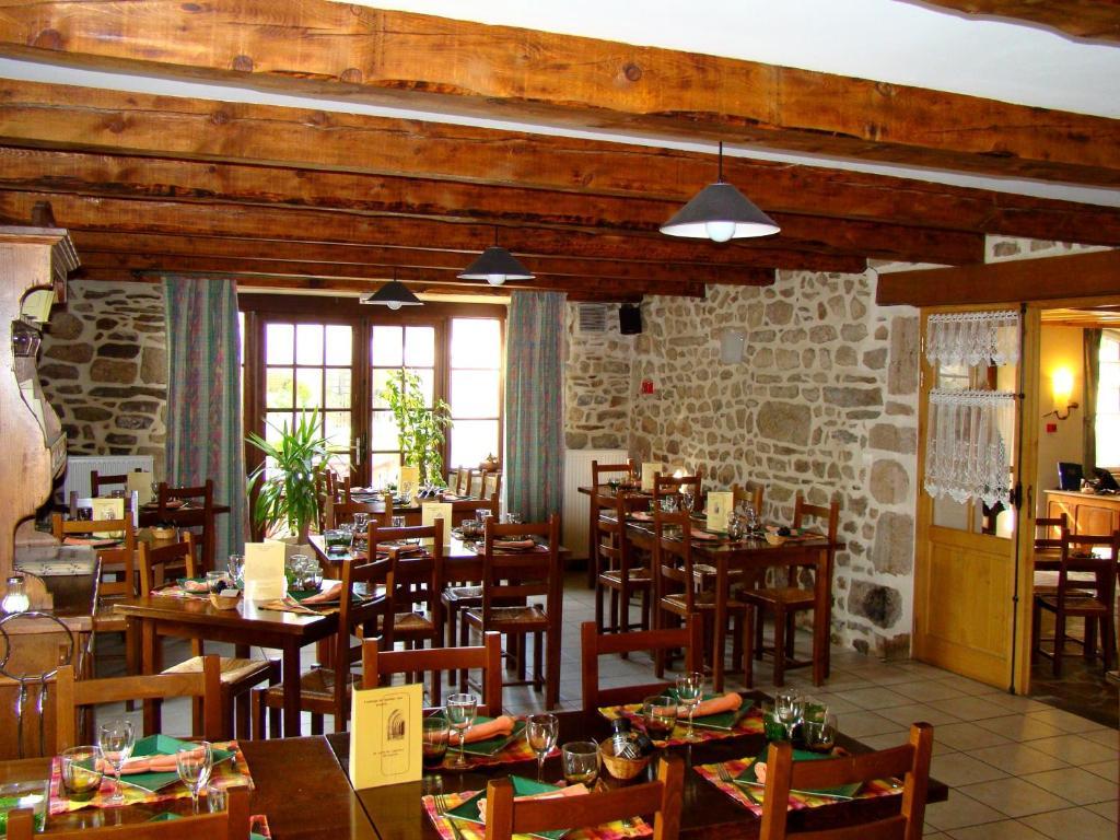 Auberge Du Ripailleur Dore-l'Eglise ภายนอก รูปภาพ